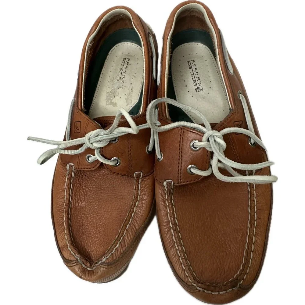 Sperry men’s top
